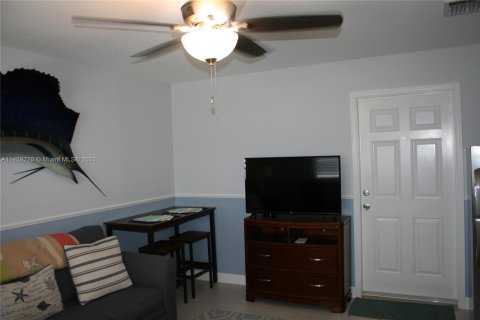 Casa en venta en Key Largo, Florida, 4 dormitorios, 202.53 m2 № 744040 - foto 3