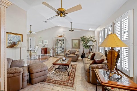 Villa ou maison à vendre à Punta Gorda, Floride: 3 chambres, 214.7 m2 № 1341781 - photo 6