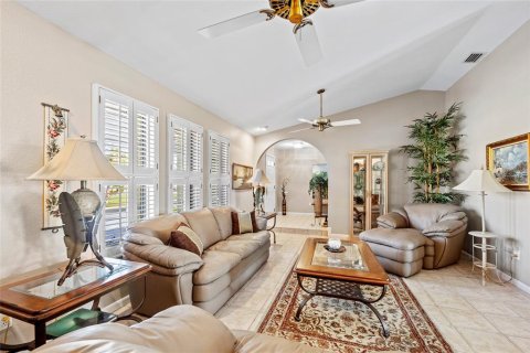 Villa ou maison à vendre à Punta Gorda, Floride: 3 chambres, 214.7 m2 № 1341781 - photo 8