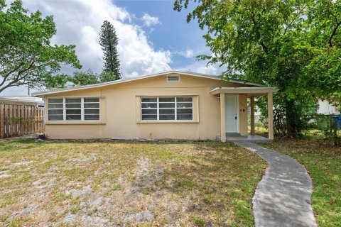 House in Fort Lauderdale, Florida 3 bedrooms, 102.56 sq.m. № 1151420 - photo 15