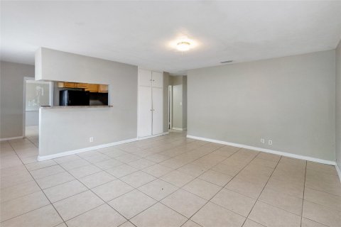 House in Fort Lauderdale, Florida 3 bedrooms, 102.56 sq.m. № 1151420 - photo 13