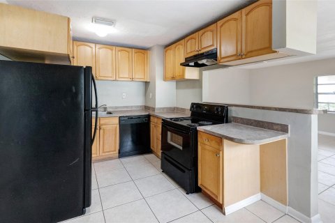 House in Fort Lauderdale, Florida 3 bedrooms, 102.56 sq.m. № 1151420 - photo 11