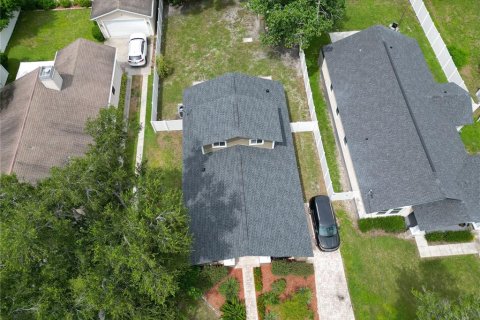 House in Tampa, Florida 3 bedrooms, 150.69 sq.m. № 1354390 - photo 4