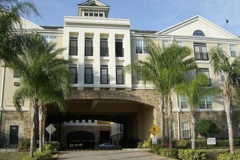 Condo in Tampa, Florida, 1 bedroom  № 1256599 - photo 1