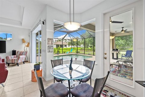 Villa ou maison à vendre à North Port, Floride: 3 chambres, 188.41 m2 № 1258772 - photo 6