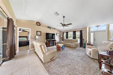 Casa en venta en North Port, Florida, 3 dormitorios, 147.99 m2 № 734880 - foto 5