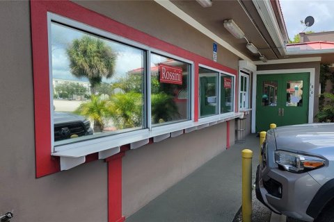 Immobilier commercial à vendre à Port Charlotte, Floride: 214.51 m2 № 881056 - photo 30