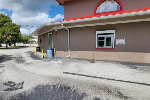 Commercial property in Port Charlotte, Florida 214.51 sq.m. № 881056 - photo 25