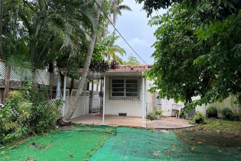 House in Miami, Florida 3 bedrooms, 95.88 sq.m. № 1377656 - photo 19