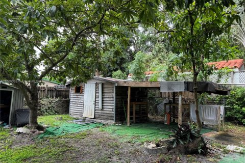 House in Miami, Florida 3 bedrooms, 95.88 sq.m. № 1377656 - photo 18