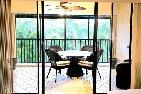 Condo in Delray Beach, Florida, 2 bedrooms  № 910042 - photo 13