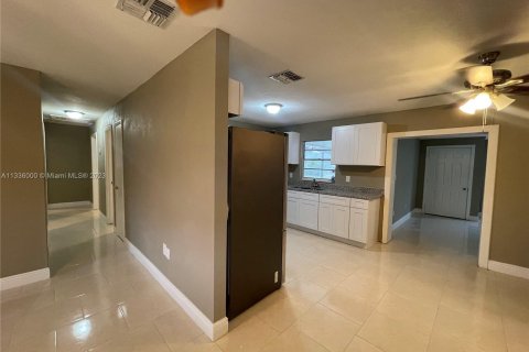 Casa en venta en Sebring, Florida, 3 dormitorios, 120.96 m2 № 910112 - foto 8
