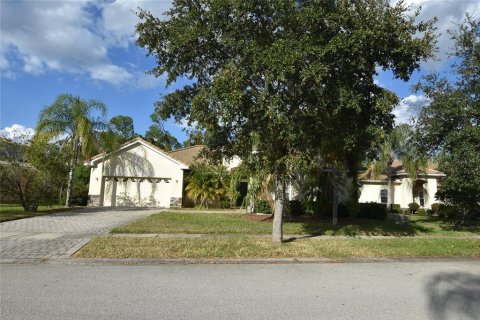 House in Kissimmee, Florida 4 bedrooms, 210.05 sq.m. № 1300718 - photo 1