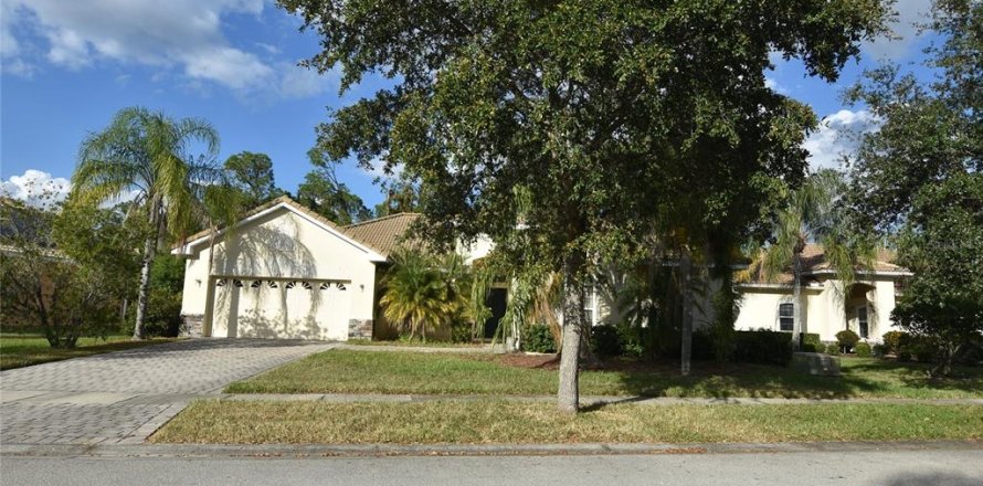 House in Kissimmee, Florida 4 bedrooms, 210.05 sq.m. № 1300718