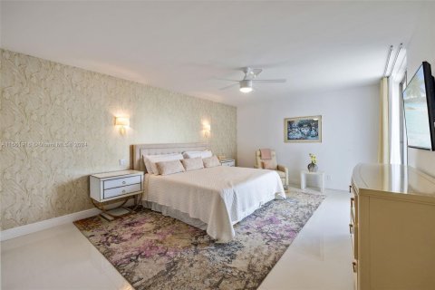 Condo in Aventura, Florida, 3 bedrooms  № 1374385 - photo 13