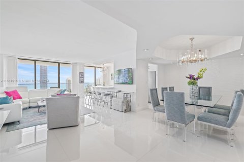 Condo in Aventura, Florida, 3 bedrooms  № 1374385 - photo 3