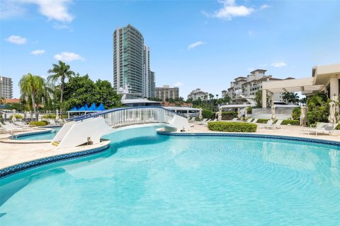 Condo in Aventura, Florida, 3 bedrooms  № 1374385 - photo 28