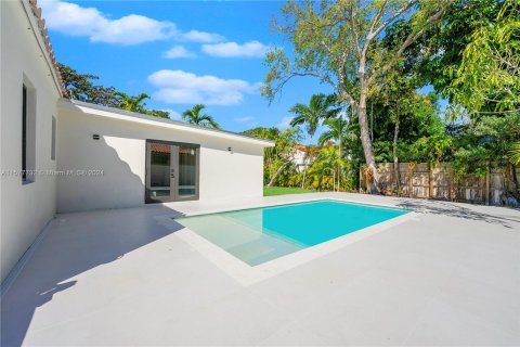 House in Miami, Florida 3 bedrooms, 77.57 sq.m. № 1150823 - photo 23