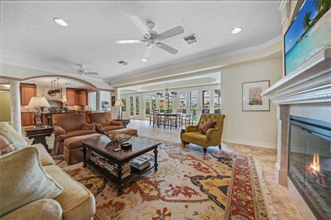 Villa ou maison à vendre à Punta Gorda, Floride: 4 chambres, 374.21 m2 № 1338711 - photo 12