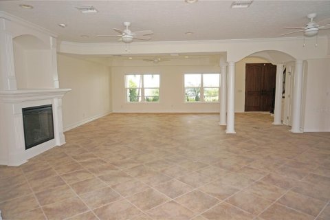 House in Punta Gorda, Florida 4 bedrooms, 374.21 sq.m. № 1338711 - photo 19