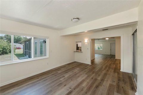 Immobilier commercial à vendre à Port Charlotte, Floride: 4 chambres, 185.8 m2 № 1137538 - photo 29