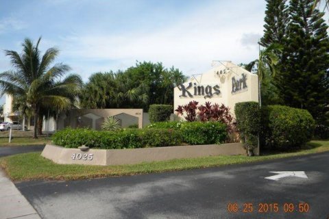 Condo in Oakland Park, Florida, 1 bedroom  № 815662 - photo 4