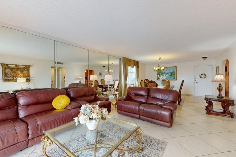 Condominio en venta en Hollywood, Florida, 2 dormitorios, 128.76 m2 № 843396 - foto 4