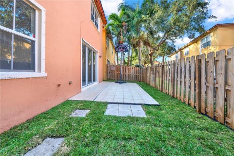 Villa ou maison à vendre à Doral, Floride: 4 chambres, 196.77 m2 № 1000367 - photo 27