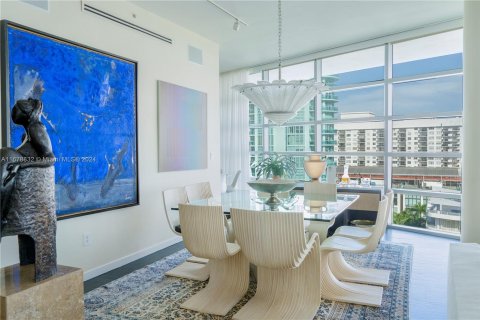 Condo in Miami Beach, Florida, 4 bedrooms  № 1412248 - photo 13