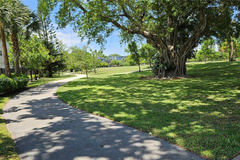 Copropriété à vendre à Hollywood, Floride: 2 chambres, 92.16 m2 № 1282340 - photo 21