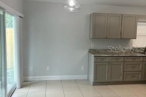 House in Lake Mary, Florida 3 bedrooms, 130.81 sq.m. № 1347545 - photo 6