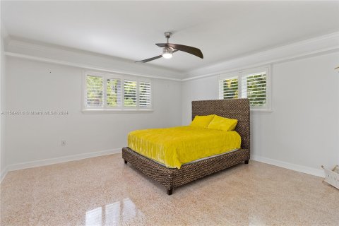 Casa en venta en Pinecrest, Florida, 5 dormitorios, 323.21 m2 № 1170633 - foto 26