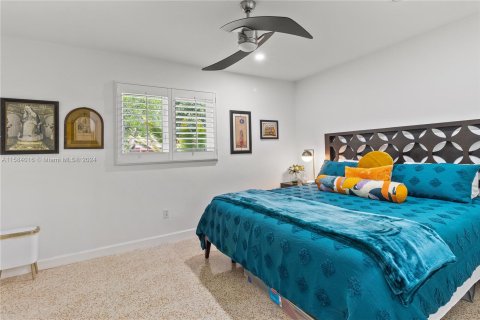 Casa en venta en Pinecrest, Florida, 5 dormitorios, 323.21 m2 № 1170633 - foto 27