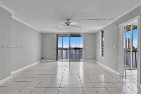 Copropriété à vendre à Aventura, Floride: 2 chambres, 100.61 m2 № 1236448 - photo 8