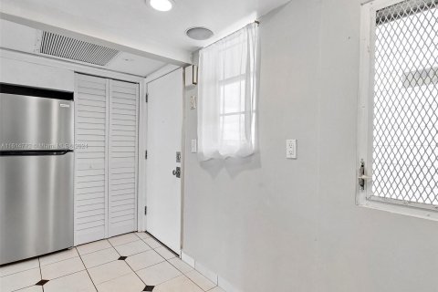 Copropriété à vendre à Aventura, Floride: 2 chambres, 100.61 m2 № 1236448 - photo 20