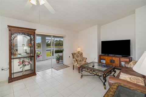 House in Palm Bay, Florida 3 bedrooms, 173.26 sq.m. № 1274631 - photo 7