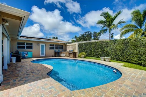 Villa ou maison à vendre à Lauderdale-by-the-Sea, Floride: 3 chambres, 190.08 m2 № 656468 - photo 18