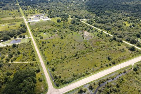 Terreno en venta en Okeechobee, Florida № 710558 - foto 4