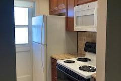 Condo in Boynton Beach, Florida, 2 bedrooms  № 1163161 - photo 25