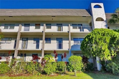 Copropriété à vendre à Sunrise, Floride: 2 chambres, 78.97 m2 № 1380069 - photo 2