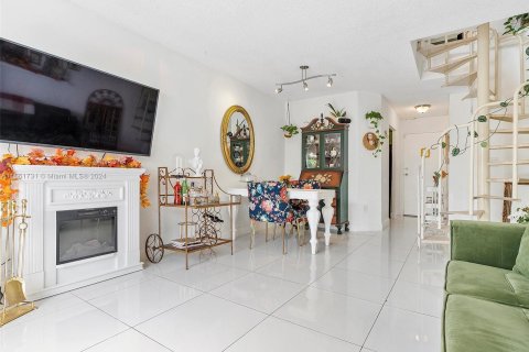 Condominio en venta en Miami, Florida, 1 dormitorio, 69.31 m2 № 1380066 - foto 11