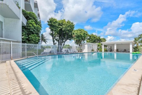 Condominio en venta en Miami, Florida, 1 dormitorio, 69.31 m2 № 1380066 - foto 3