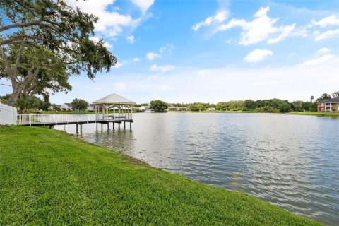 Condominio en venta en Brandon, Florida, 1 dormitorio, 56.86 m2 № 1352347 - foto 16