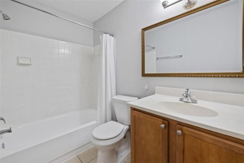 Copropriété à vendre à Brandon, Floride: 1 chambre, 56.86 m2 № 1352347 - photo 10