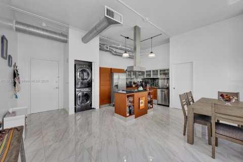 Copropriété à vendre à Miami, Floride: 2 chambres, 88.63 m2 № 1136023 - photo 2