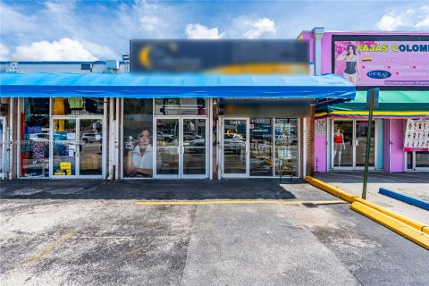 Propiedad comercial en venta en Miami, Florida № 1328912 - foto 16