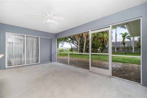 Villa ou maison à vendre à Punta Gorda, Floride: 3 chambres, 187.66 m2 № 850374 - photo 10
