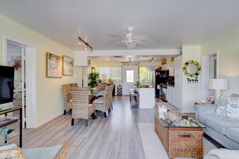 Casa en venta en Tavernier, Florida, 6 dormitorios, 200.67 m2 № 888355 - foto 30
