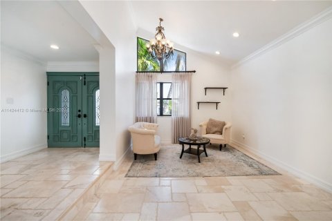 Villa ou maison à vendre à Miami Beach, Floride: 4 chambres, 275.92 m2 № 883108 - photo 17