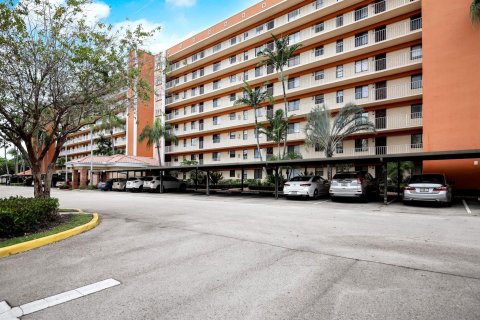 Condo in Delray Beach, Florida, 3 bedrooms  № 882416 - photo 30